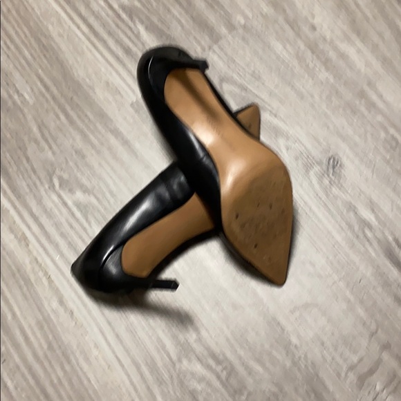 Banana Republic Heels - Picture 3 of 9